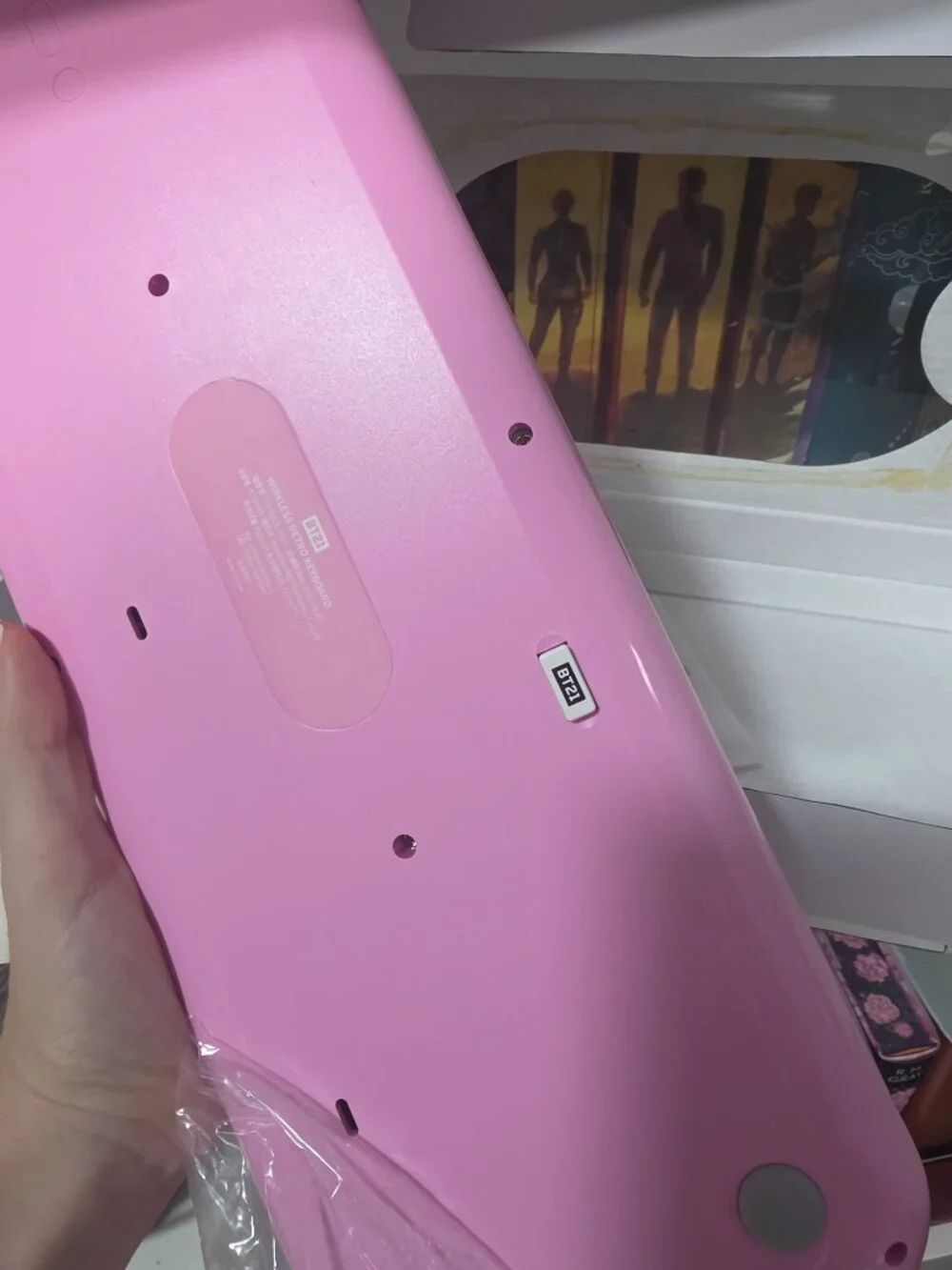 Official BT21 x Royche Wireless Retro Keyboard - Cooky (With Sealed ESC Keycap)